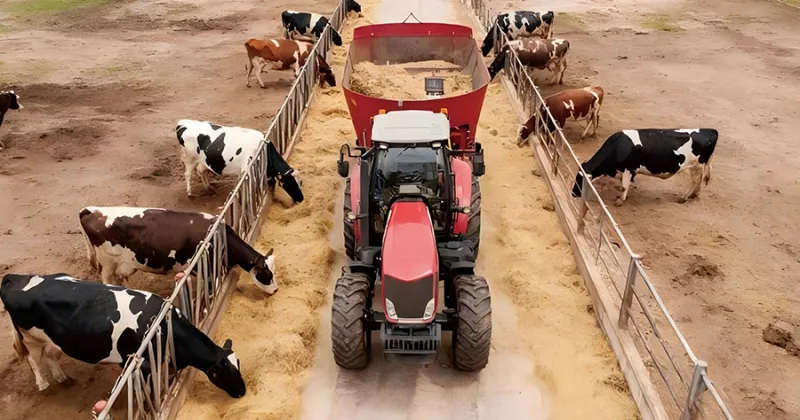 Gezogener Futtermischwagen, 6 bis 12 m³